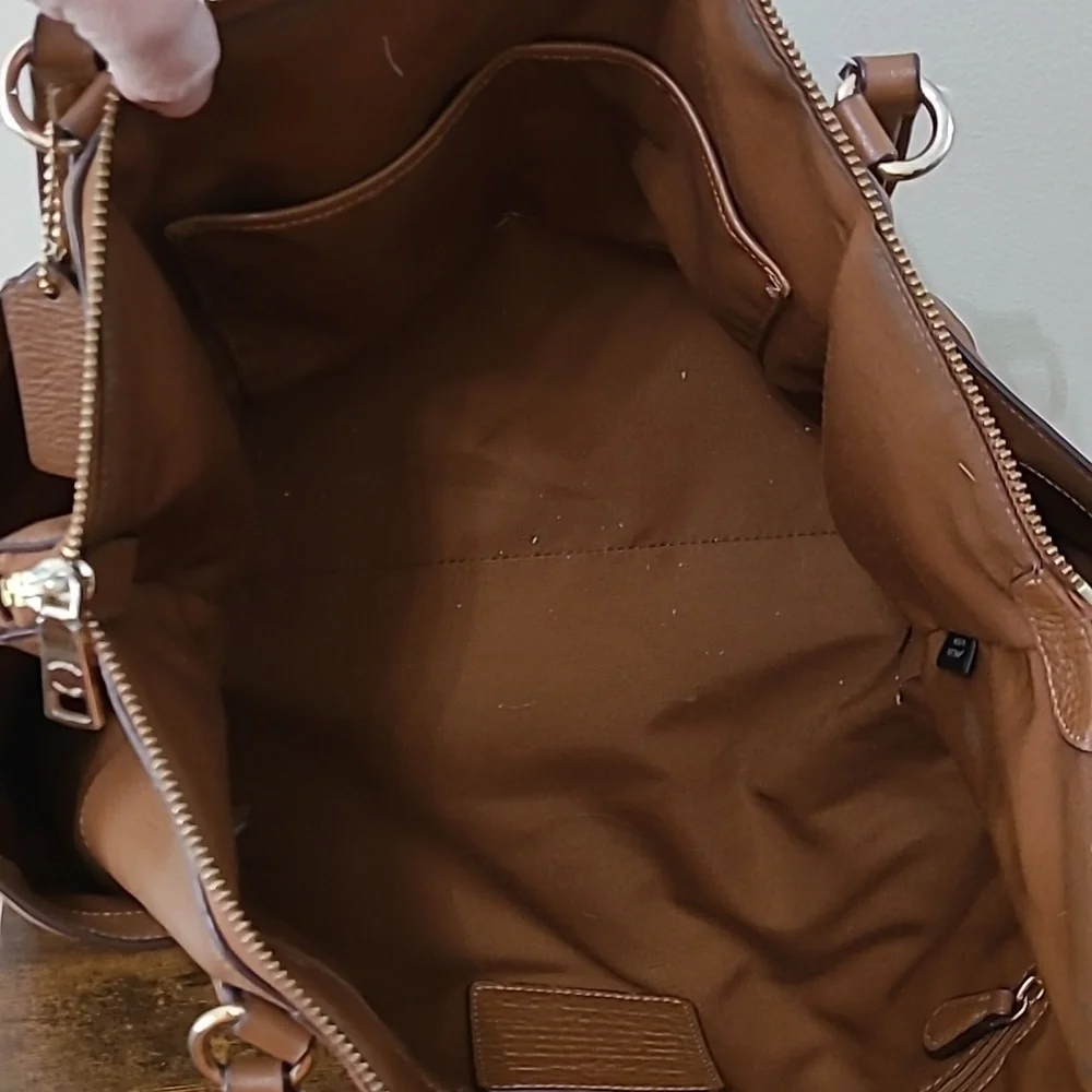 Coach Tan Leather Tote Bag with Dust Bag - Picture 9 of 16